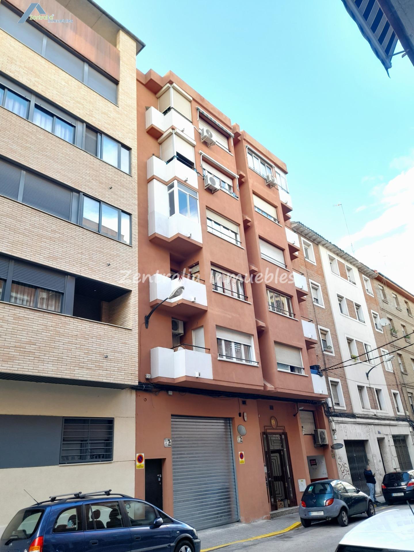 BONITO DÚPLEX 3 DORM + BAÑO + ASEO + GARAJE + TRASTERO