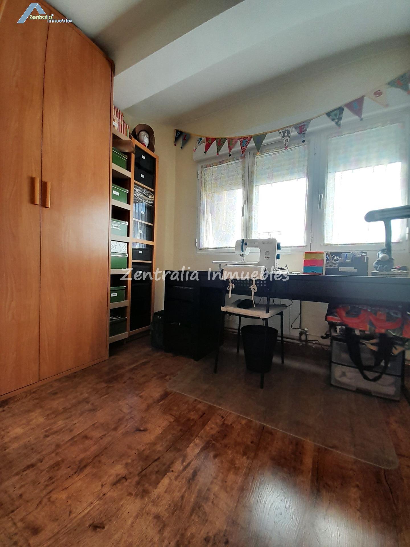 BONITO DÚPLEX 3 DORM + BAÑO + ASEO + GARAJE + TRASTERO