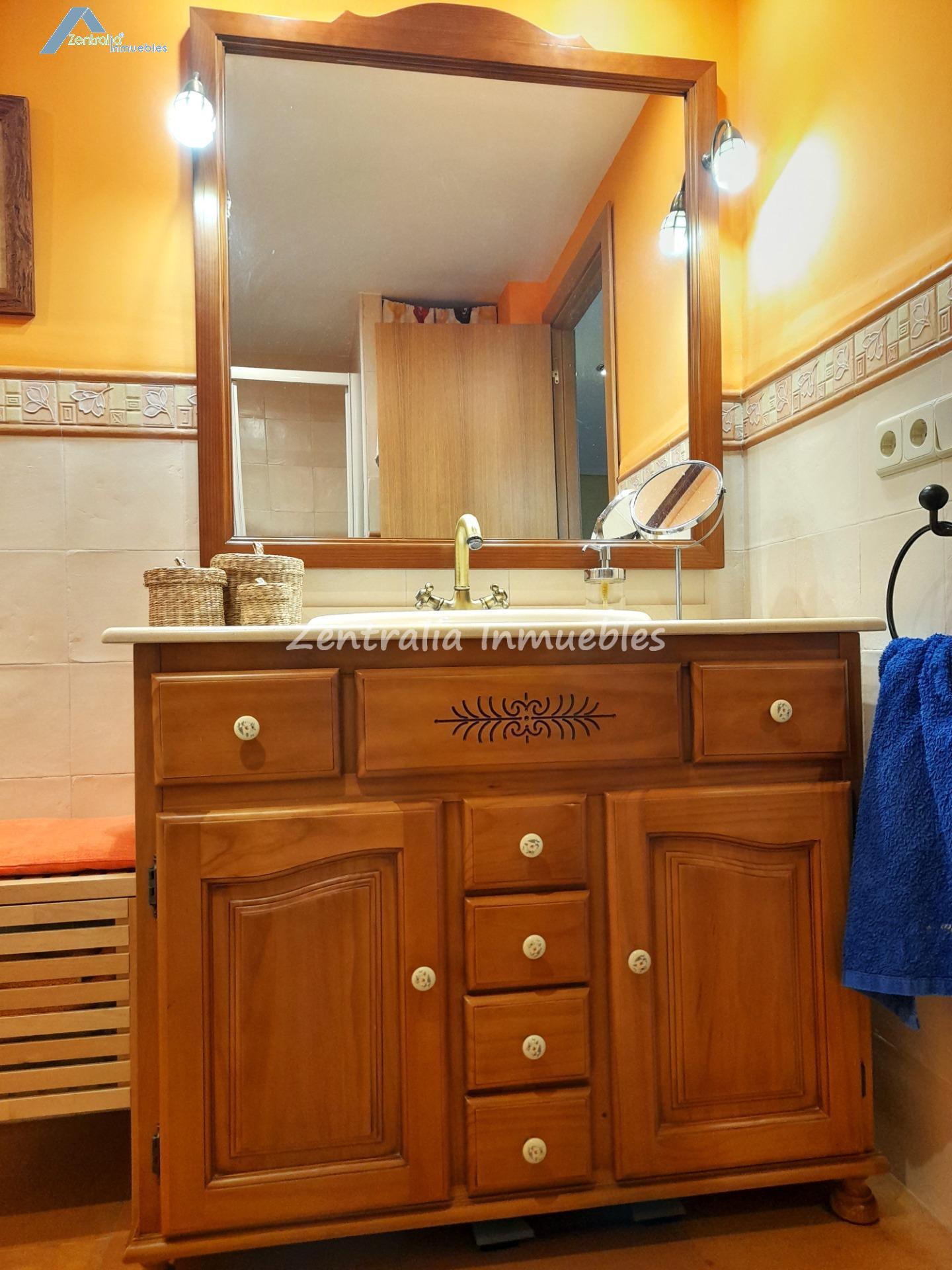 BONITO DÚPLEX 3 DORM + BAÑO + ASEO + GARAJE + TRASTERO