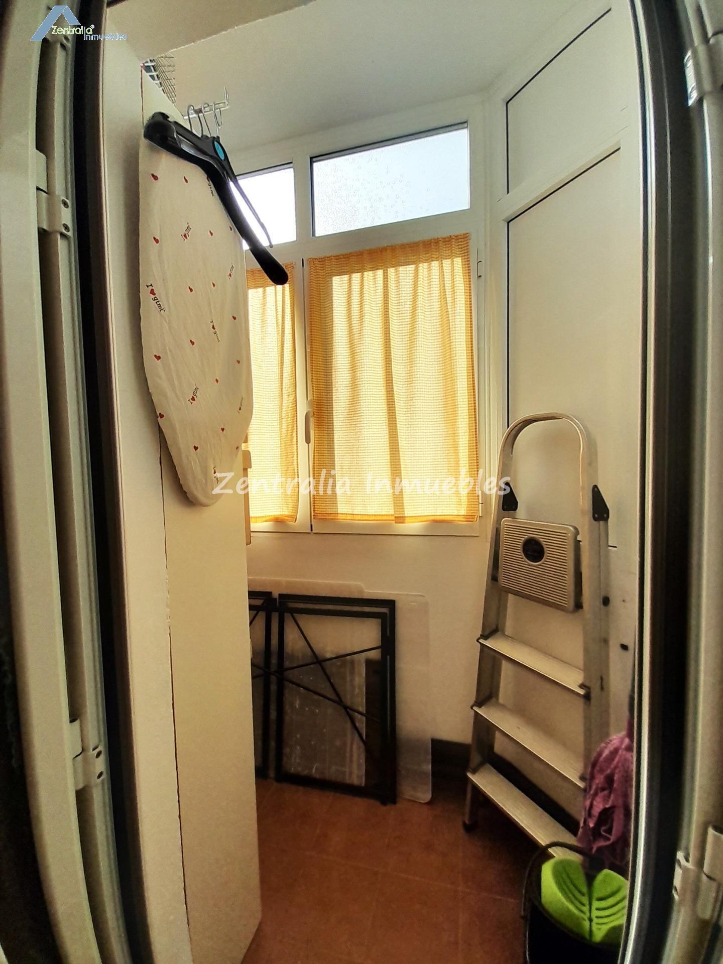BONITO DÚPLEX 3 DORM + BAÑO + ASEO + GARAJE + TRASTERO