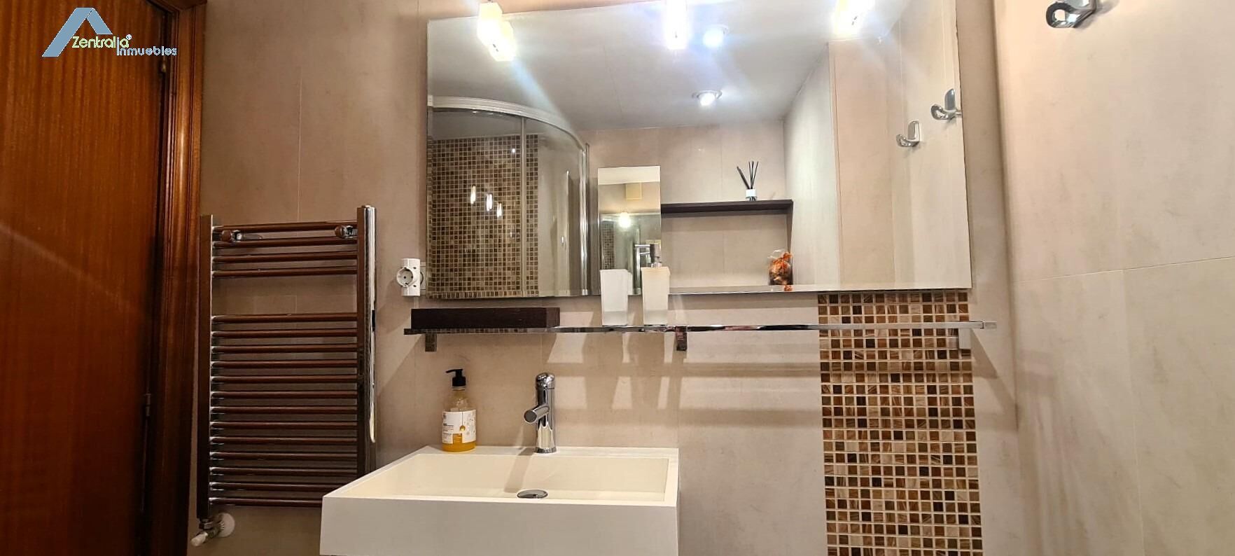 PISO DE TRES DORMITORIOS EN PARQUE DELICIAS