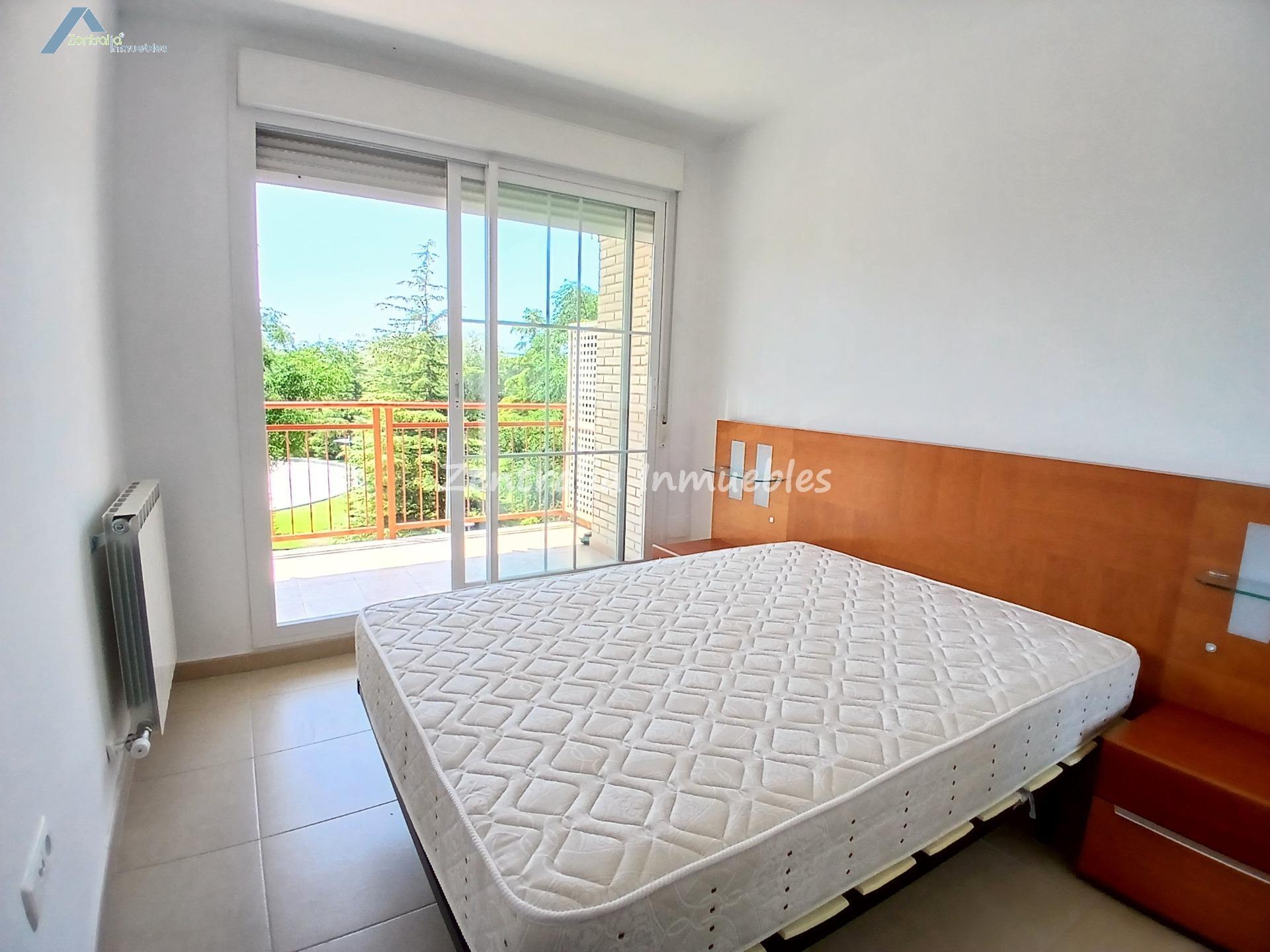 ALQUILER PISO AMUEBLADO  2 DORM + PLAZA GARAJE + TRASTERO