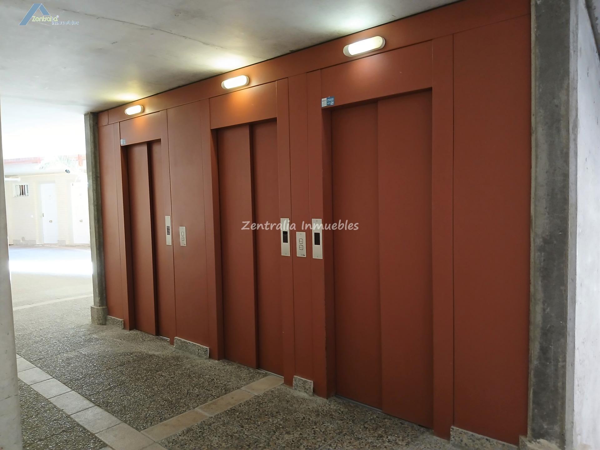 ALQUILER PISO AMUEBLADO  2 DORM + PLAZA GARAJE + TRASTERO
