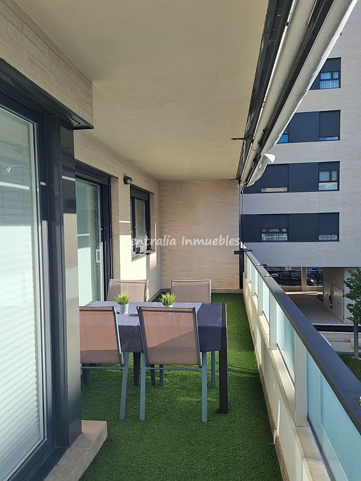 VIVIENDA (4 DORM y 2 BAÑOS) + GARAJE + TRASTERO