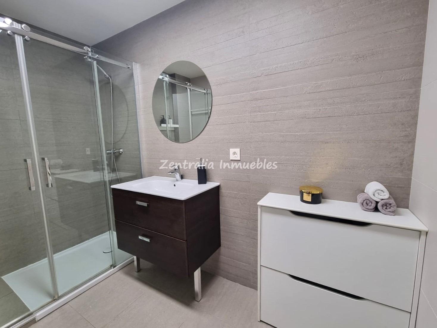 VIVIENDA (4 DORM y 2 BAÑOS) + GARAJE + TRASTERO