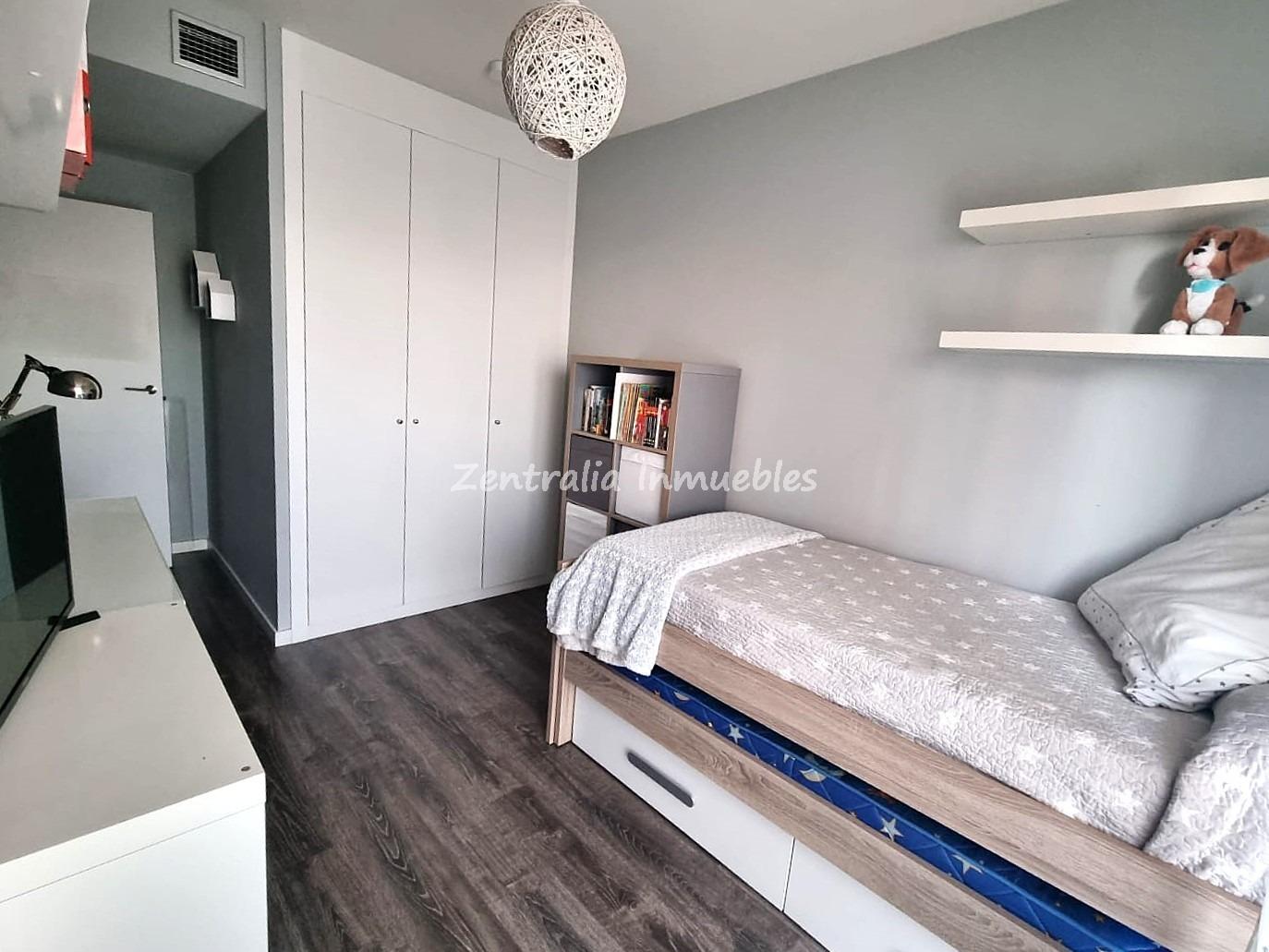 VIVIENDA (4 DORM y 2 BAÑOS) + GARAJE + TRASTERO