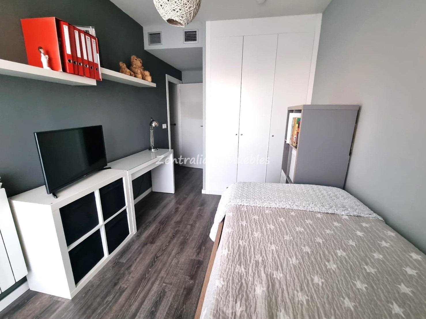 VIVIENDA (4 DORM y 2 BAÑOS) + GARAJE + TRASTERO