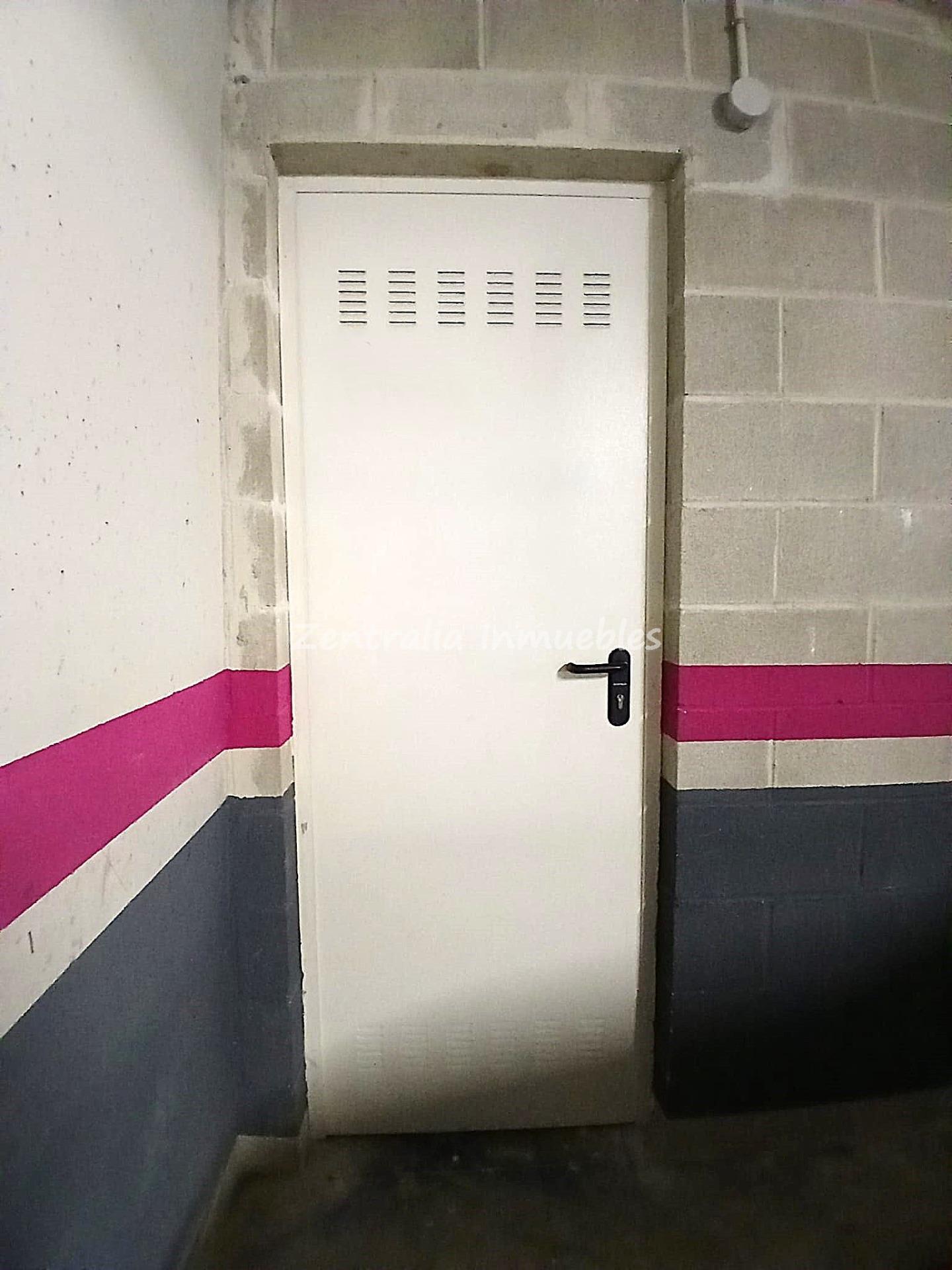 VIVIENDA (4 DORM y 2 BAÑOS) + GARAJE + TRASTERO