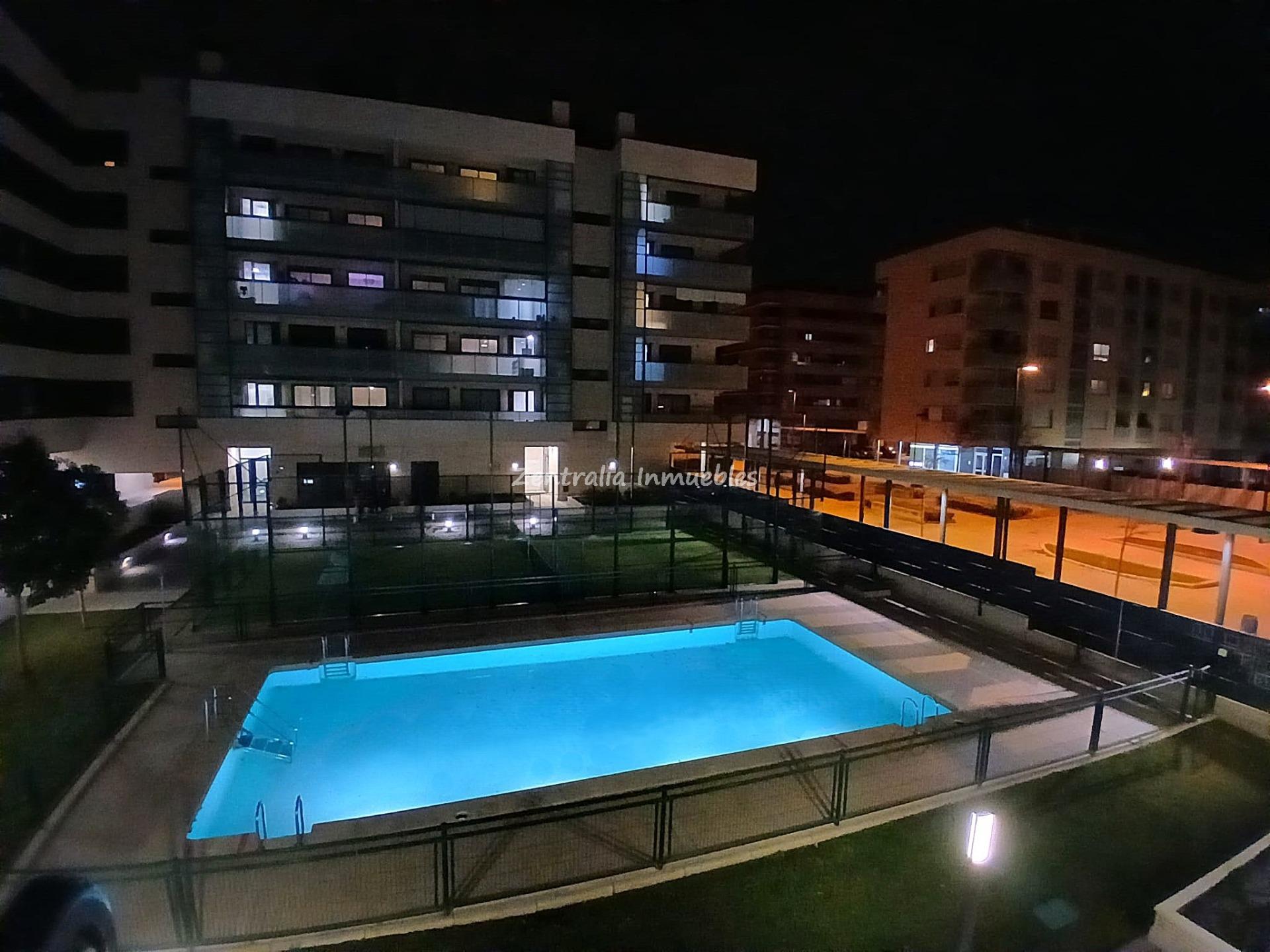 VIVIENDA (4 DORM y 2 BAÑOS) + GARAJE + TRASTERO