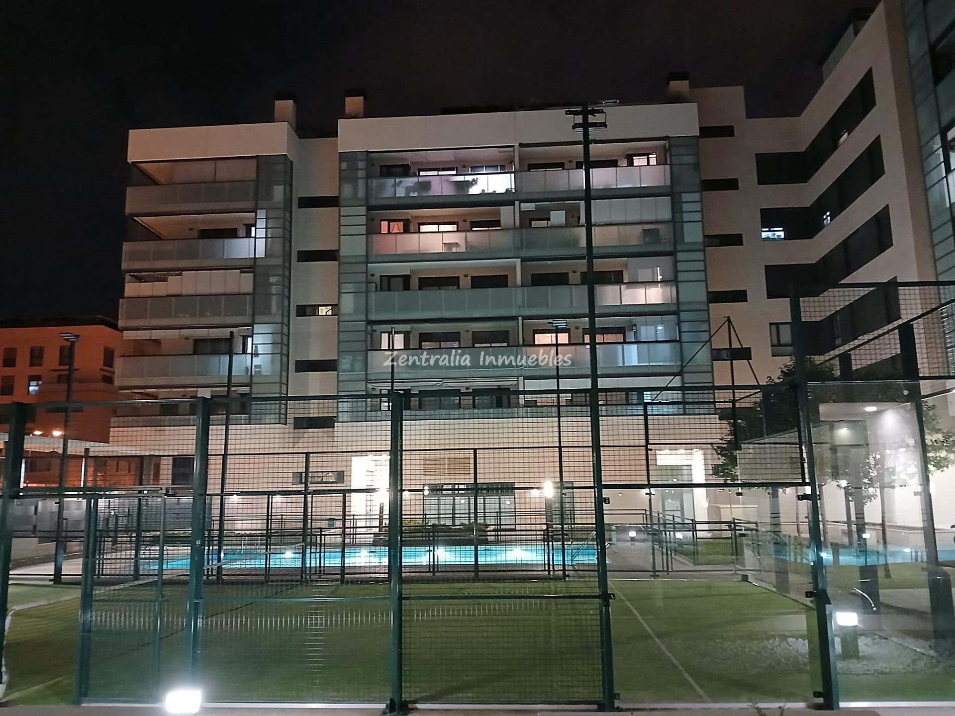 VIVIENDA (4 DORM y 2 BAÑOS) + GARAJE + TRASTERO