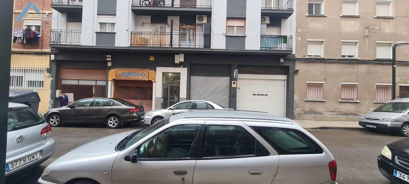 Local de 200 m² en La Almozara