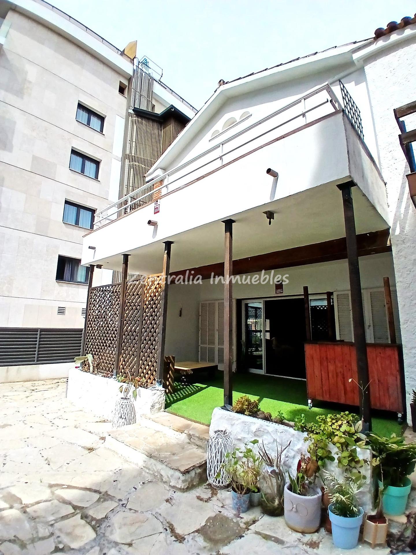 VIVIENDA UNIFAMILIAR EN SALOU