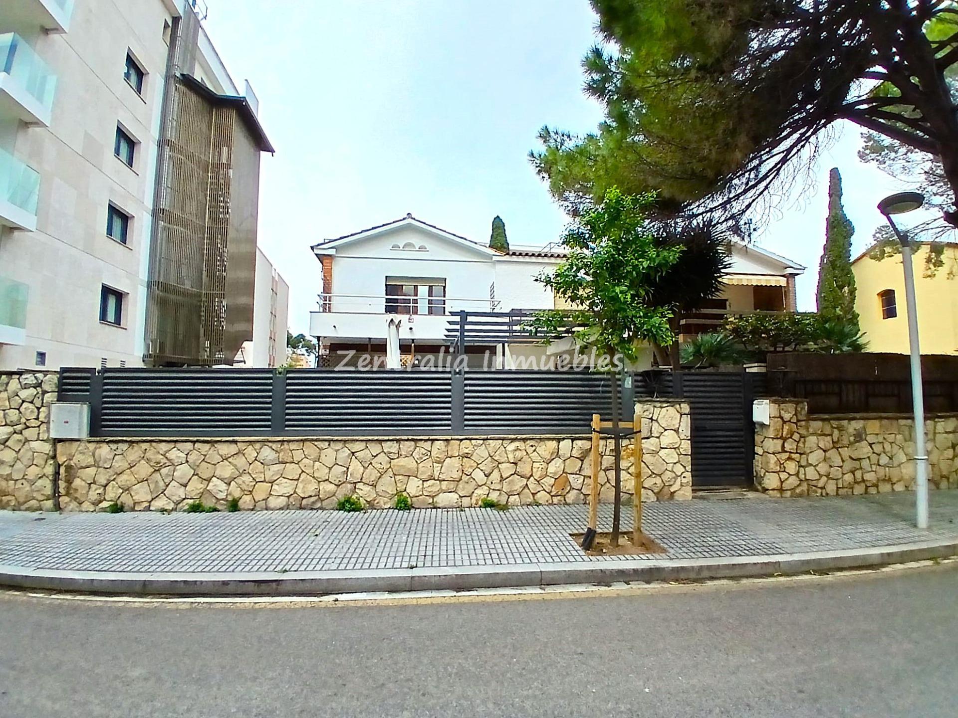 VIVIENDA UNIFAMILIAR EN SALOU