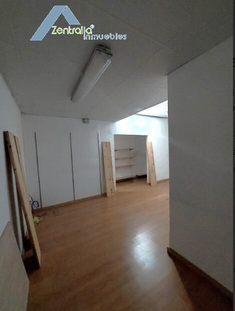 Alquiler de mágifico local  completamente instalado con gran escaparate en Gran Via 34