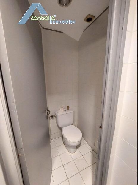 Alquiler de mágifico local  completamente instalado con gran escaparate en Gran Via 34