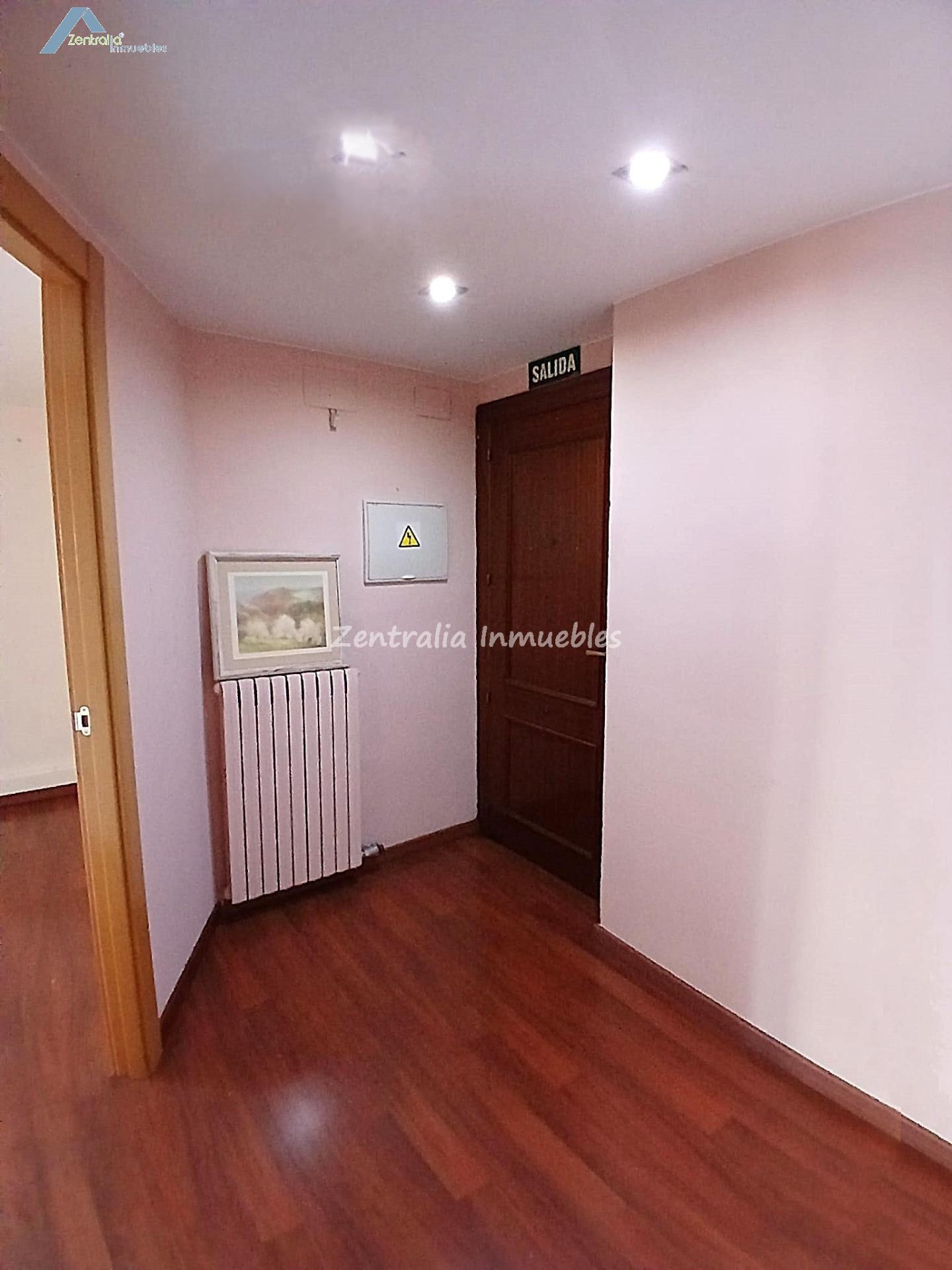 AMPLIA VIVIENDA 5 DORMITORIOS + 3 BAÑOS