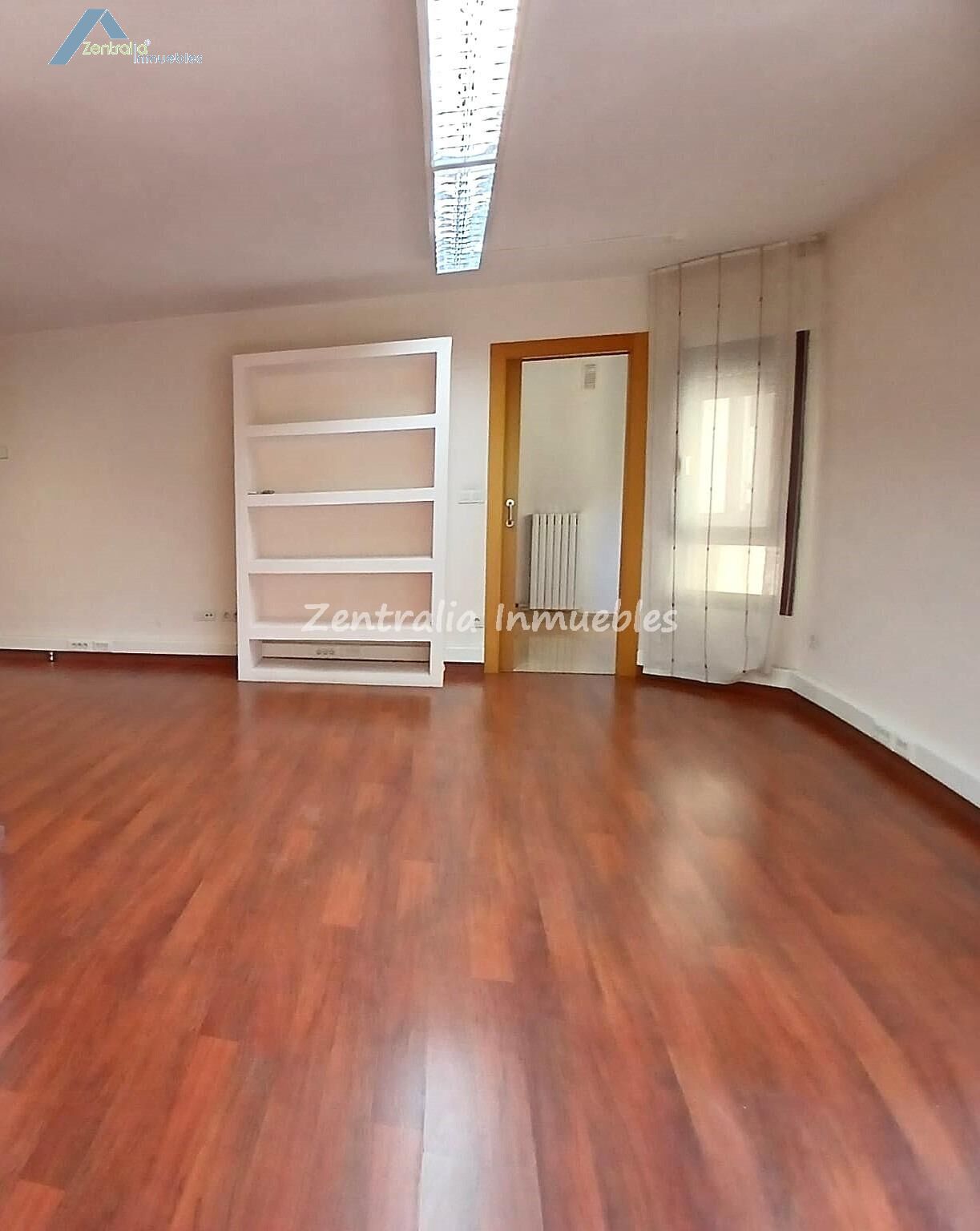 AMPLIA VIVIENDA 5 DORMITORIOS + 3 BAÑOS