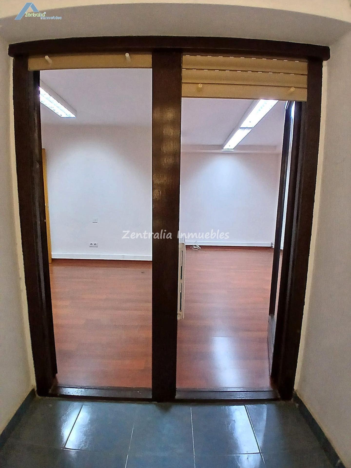 AMPLIA VIVIENDA 5 DORMITORIOS + 3 BAÑOS