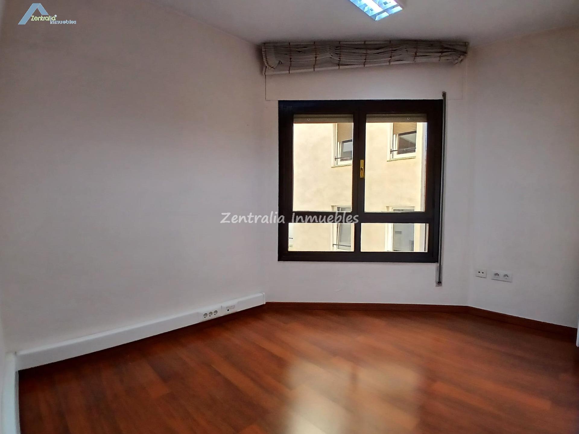 AMPLIA VIVIENDA 5 DORMITORIOS + 3 BAÑOS