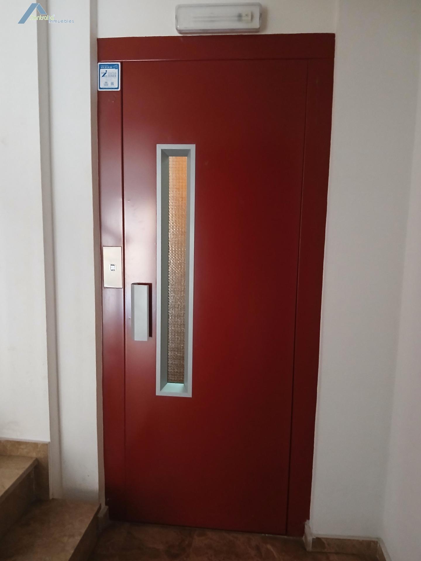 VIVIENDA AMUEBLADA CON AMPLIA TERRAZA