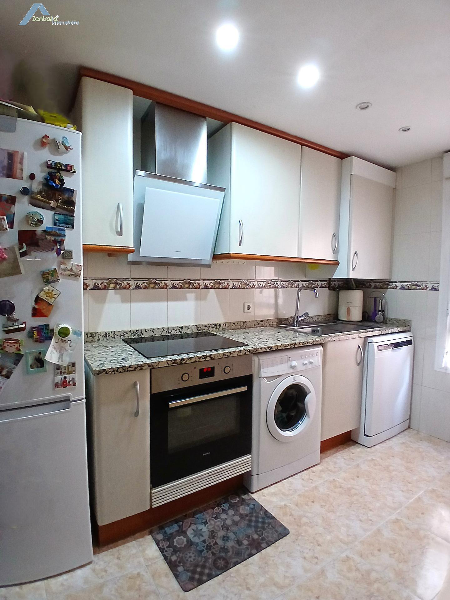 VIVIENDA AMUEBLADA 2 DORM. CON TERRAZA DE 45M2