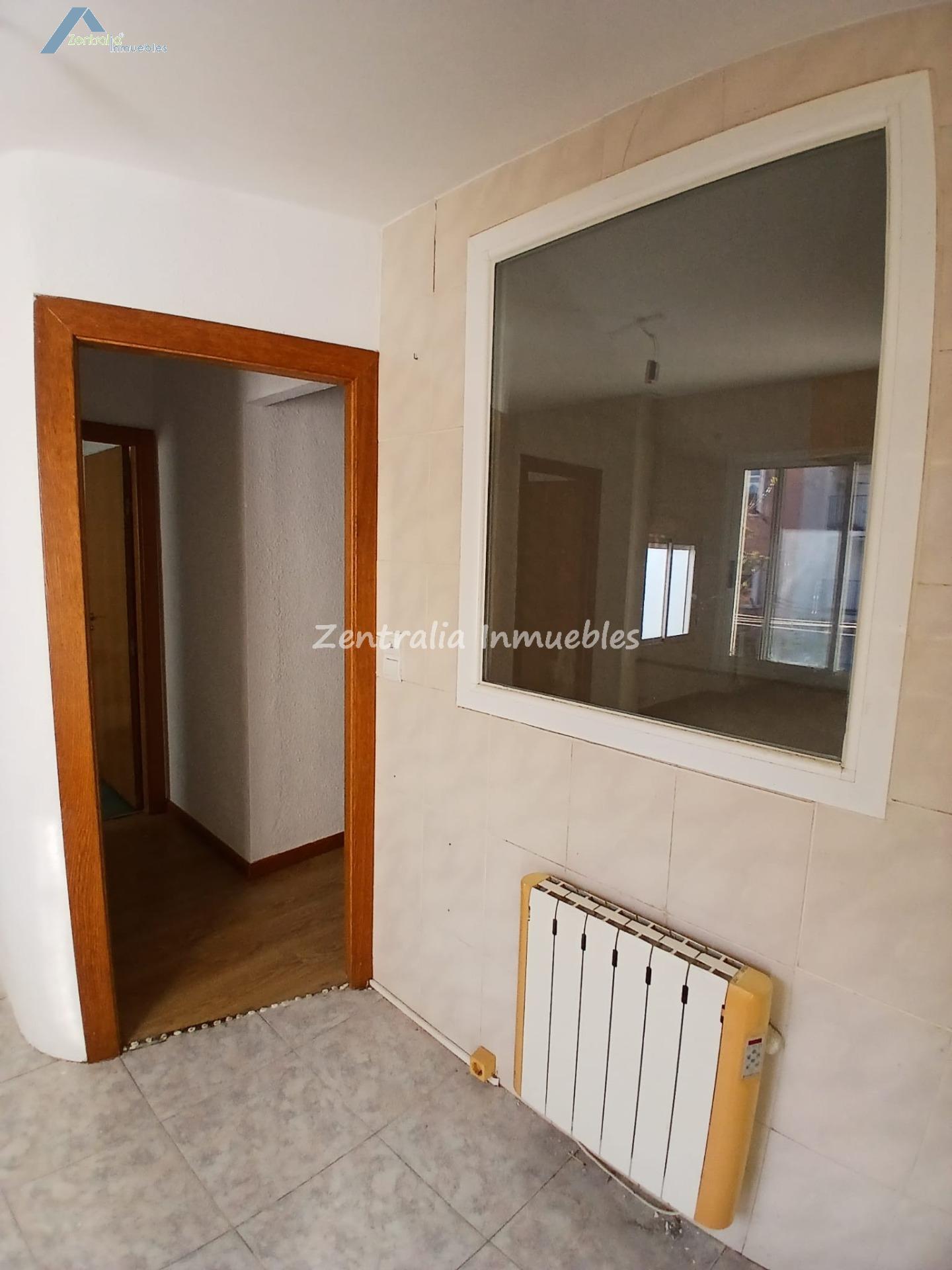 LUMINOSA VIVIENDA REFORMADA DE 69M2