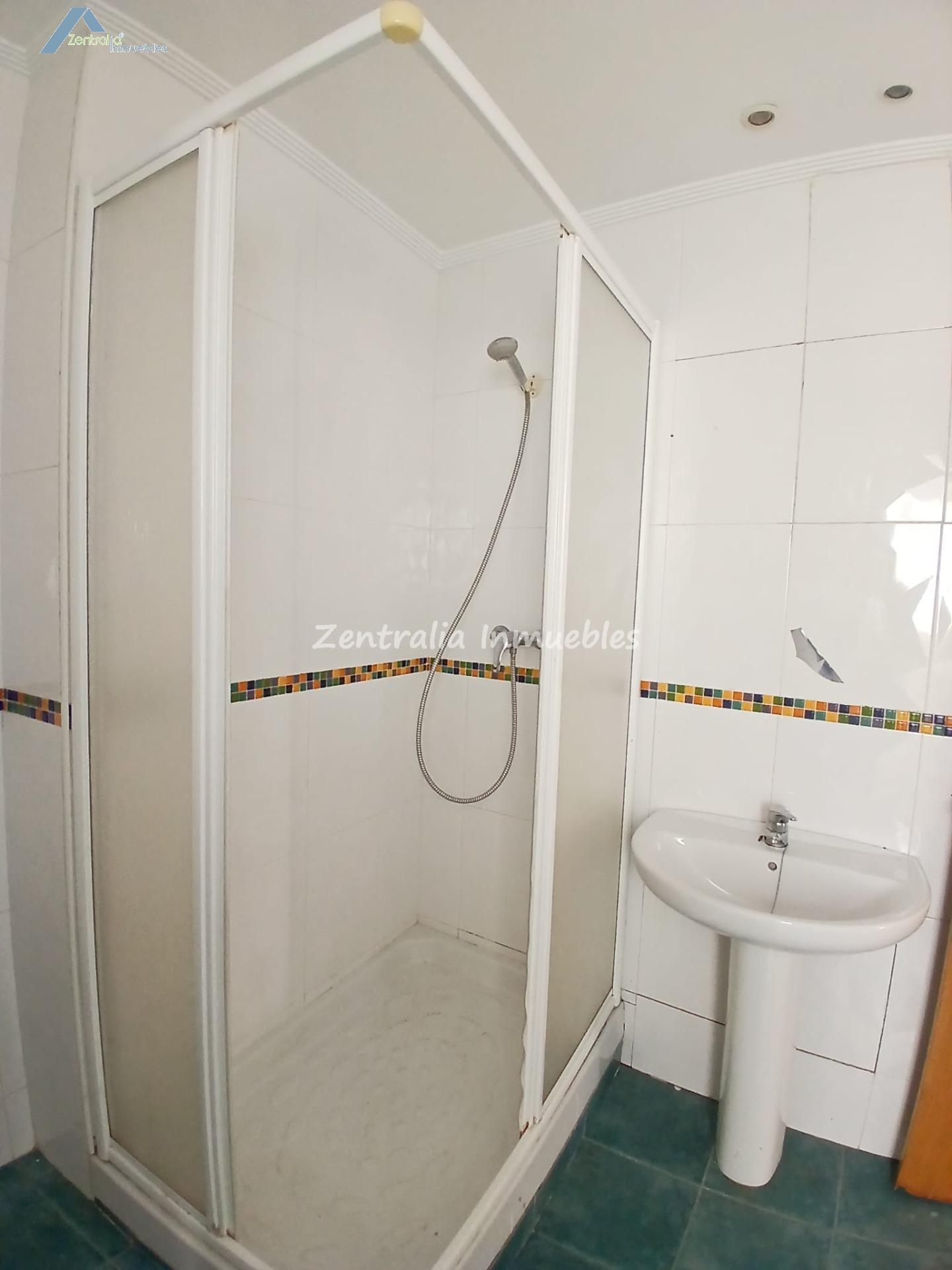 LUMINOSA VIVIENDA REFORMADA DE 69M2