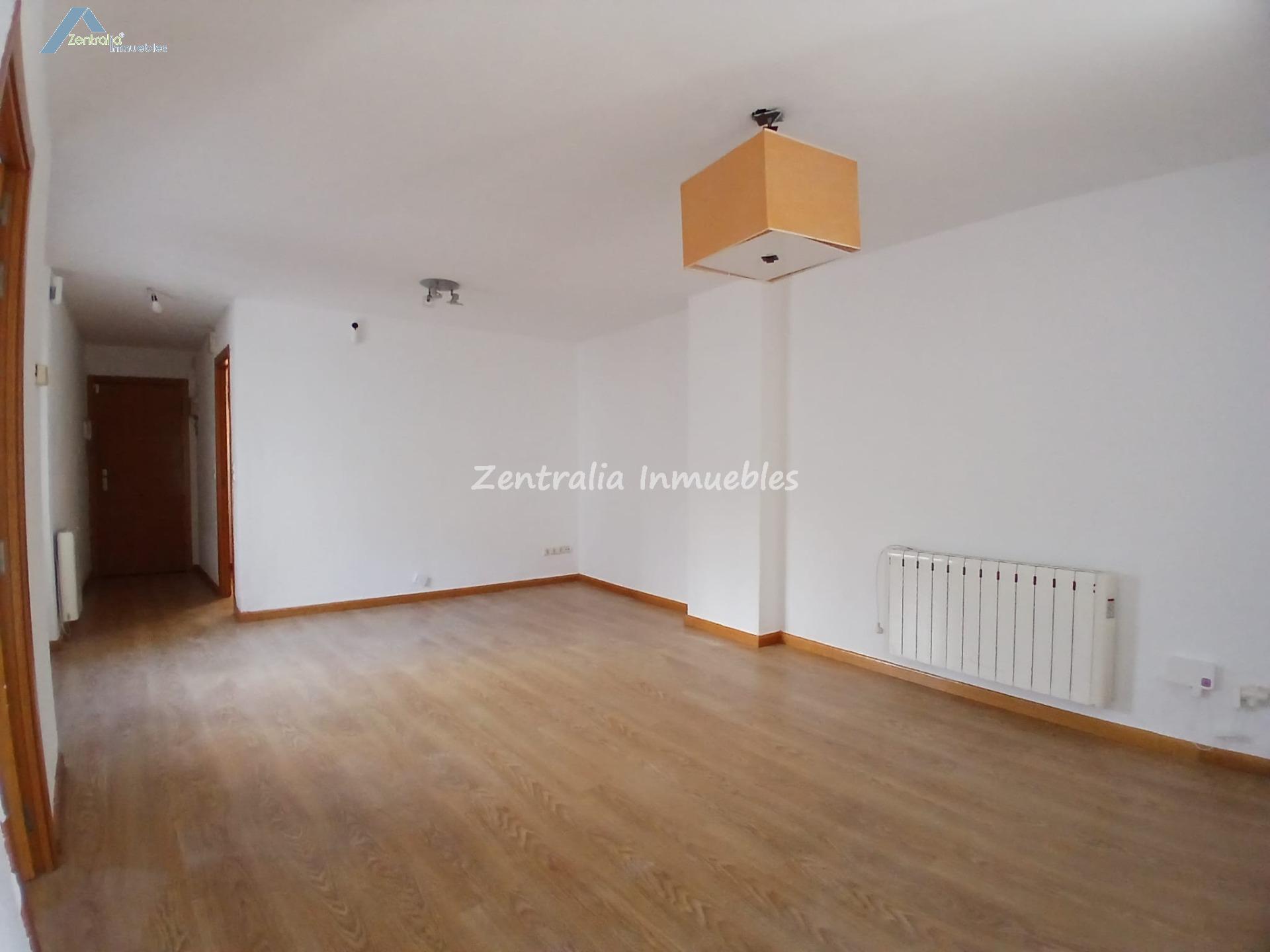 LUMINOSA VIVIENDA REFORMADA DE 69M2