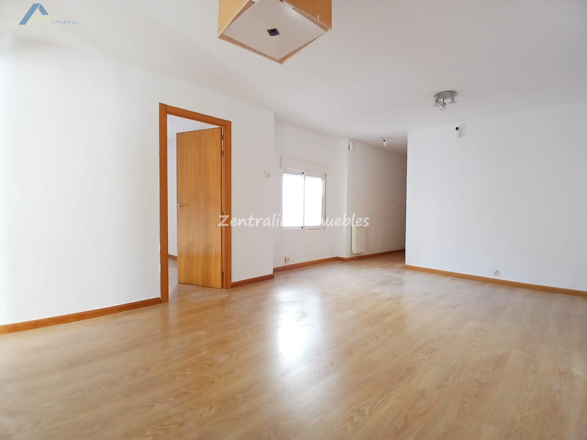 LUMINOSA VIVIENDA REFORMADA DE 69M2