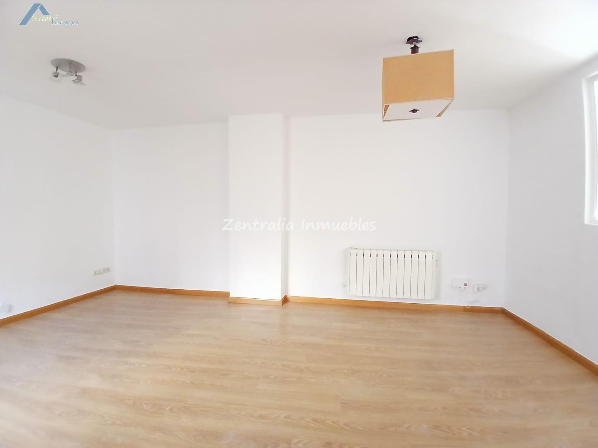 LUMINOSA VIVIENDA REFORMADA DE 69M2