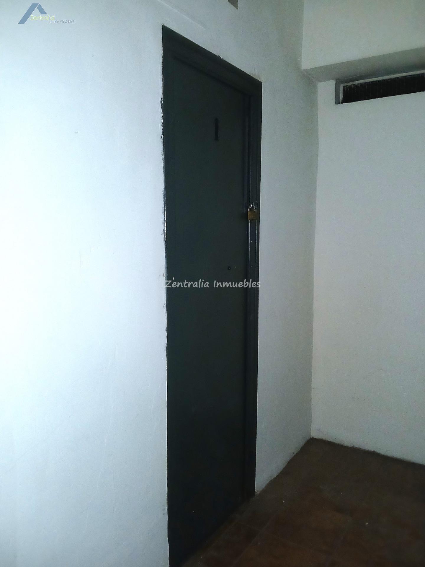 CENTRICA VIVIENDA DE 3 DORM + 2 BAÑOS con TERRAZA