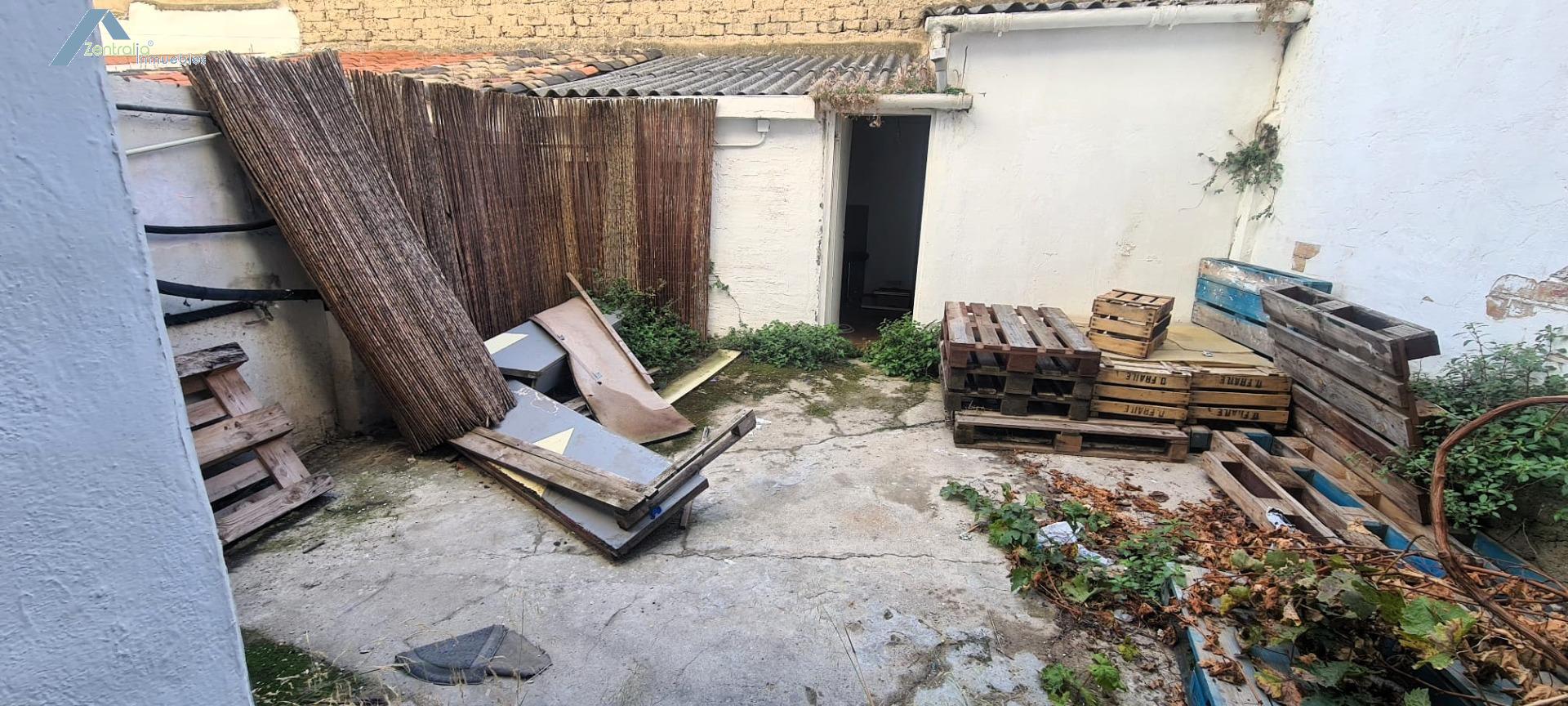 Local en venta en García Galdeano