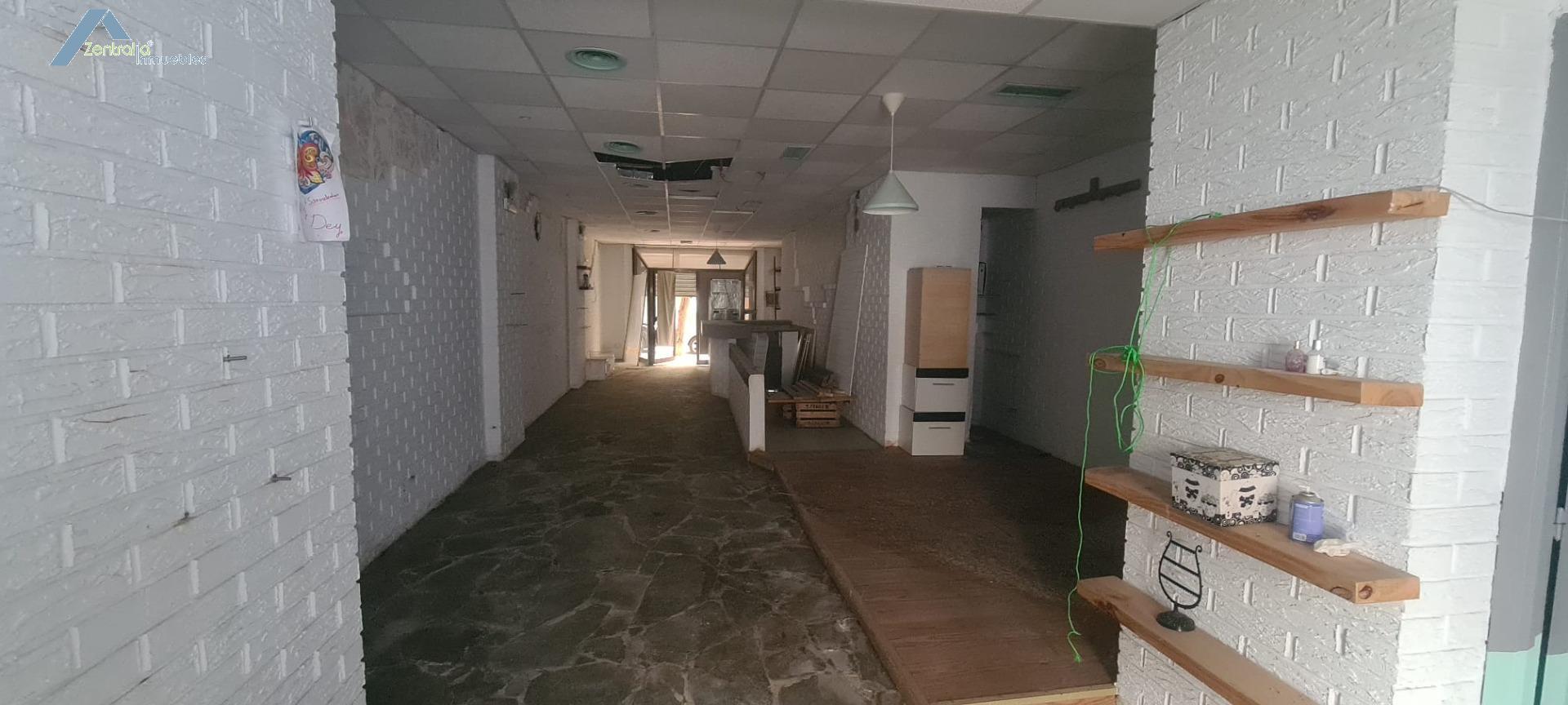 Local en venta en García Galdeano