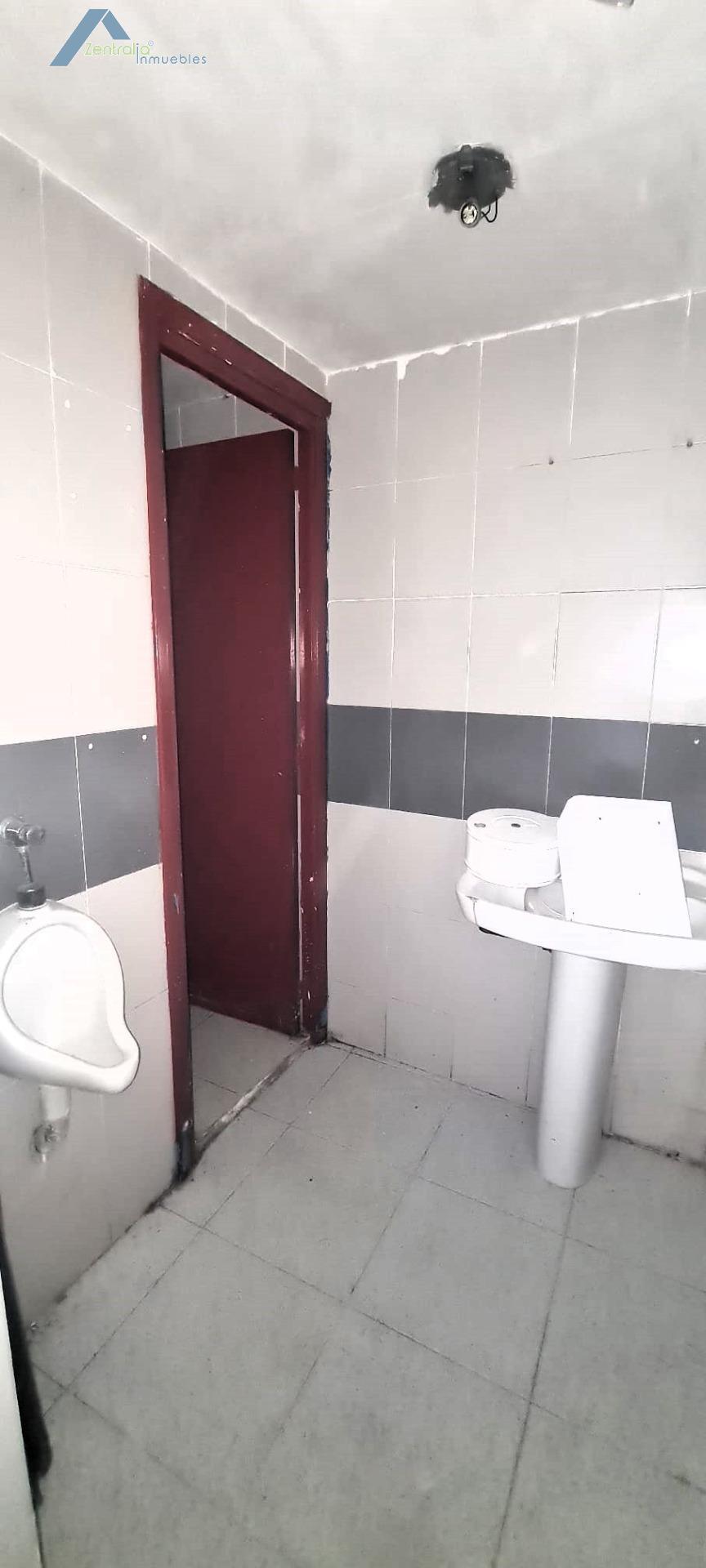 Local en venta en García Galdeano