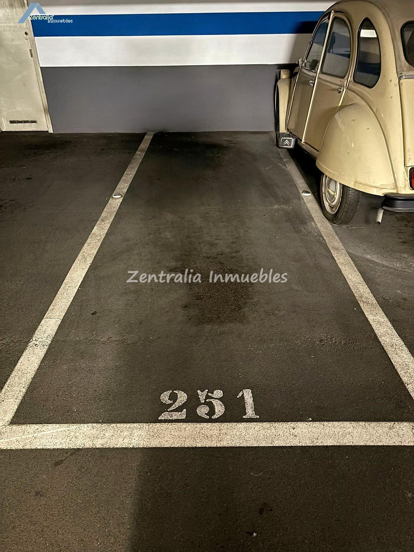 PLAZA APARCAMIENTO URB. RESIDENCIAL PARAISO